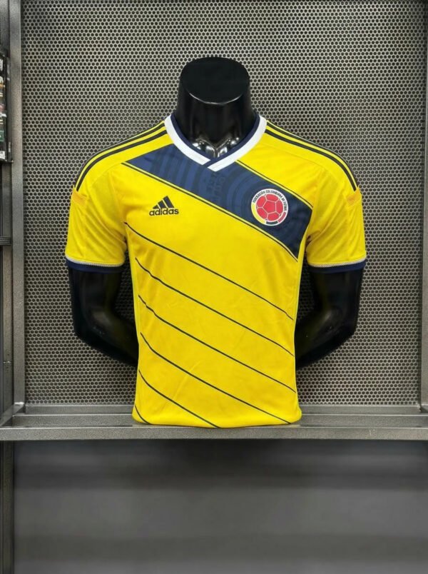 Colombia local Retro 2014