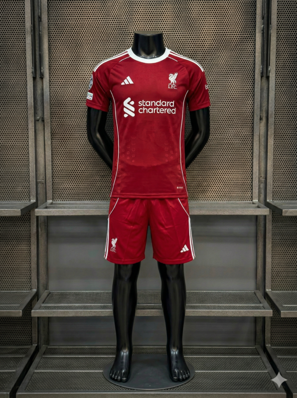 Conjunto niño Liverpool local